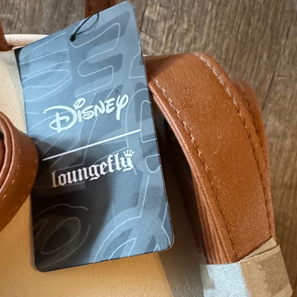 Loungefly Disney Lion King Kids Backpack - Cream and Gold - Picture 2 of 3